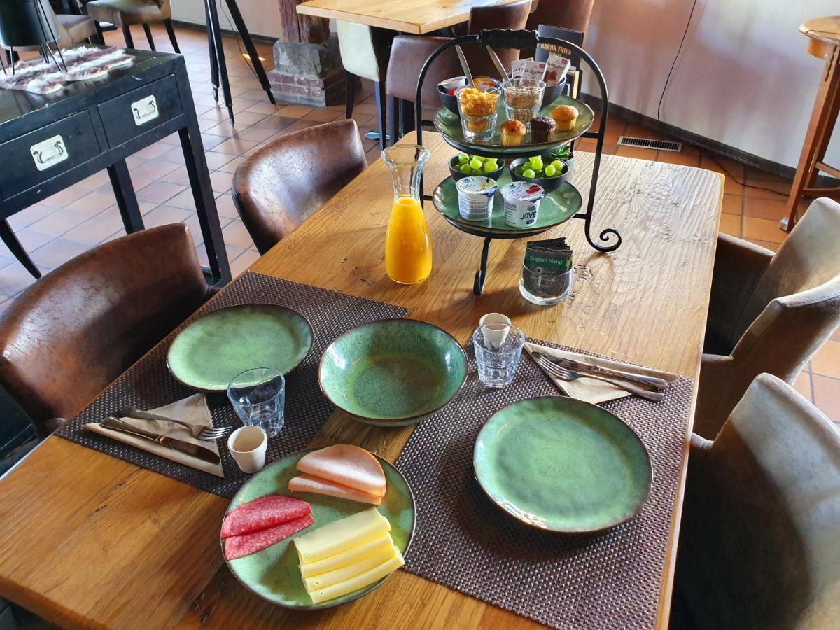 Baron Frits Hotel Kessel  ภายนอก รูปภาพ